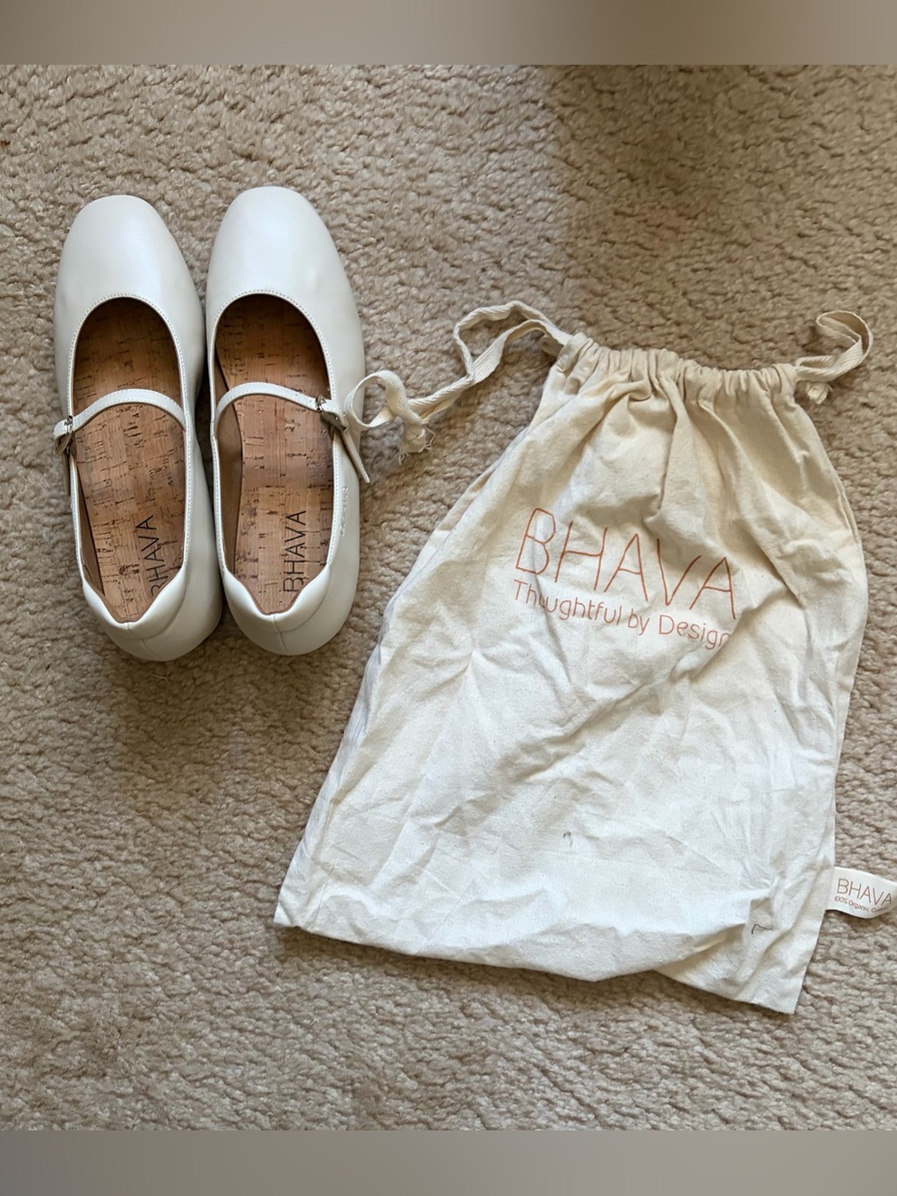 Bhava vegan leather ballet flats ivory UK 38 US 7.5 - 8 with bag